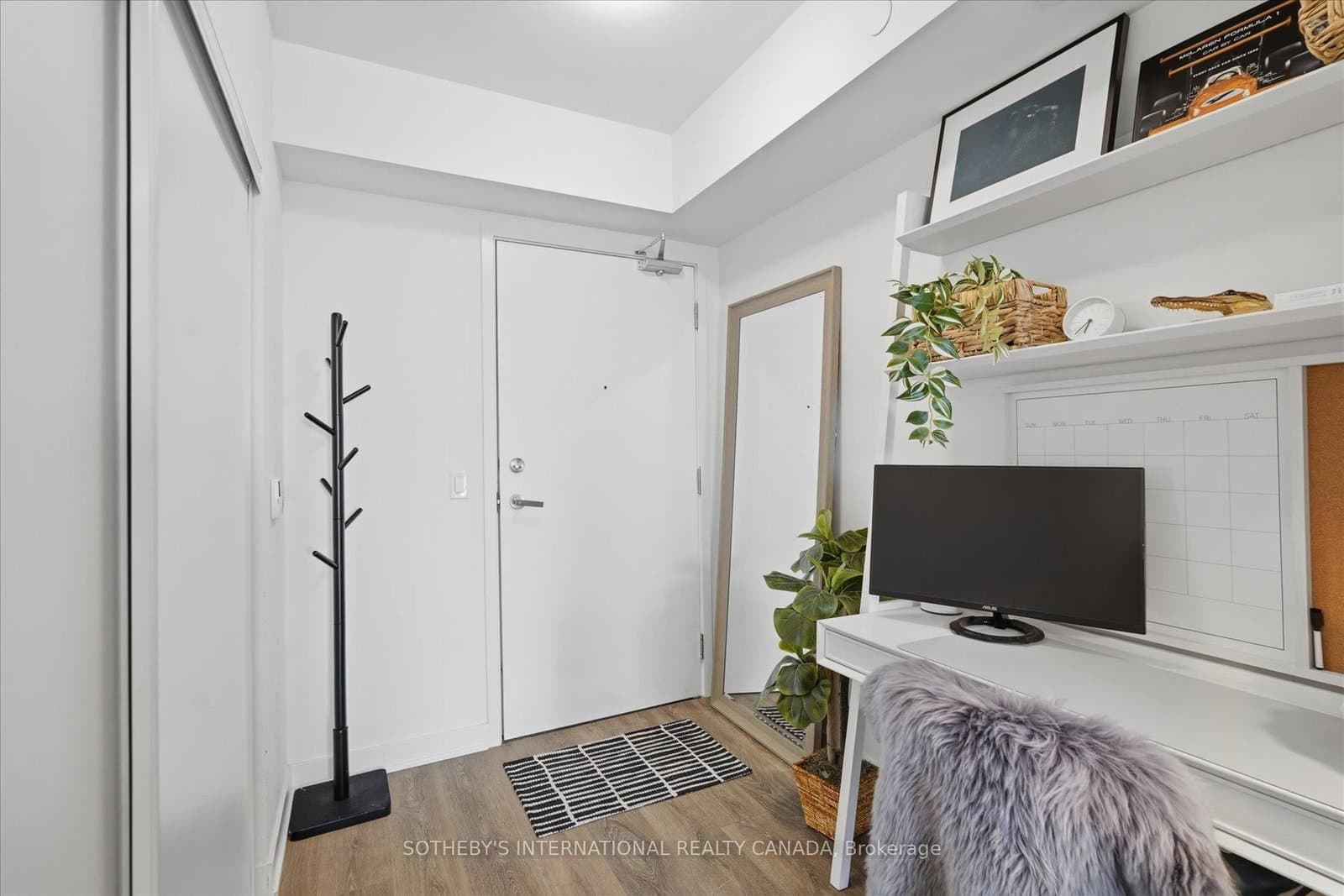 195 Redpath Avenue, Unit 2307 thumbnail 3