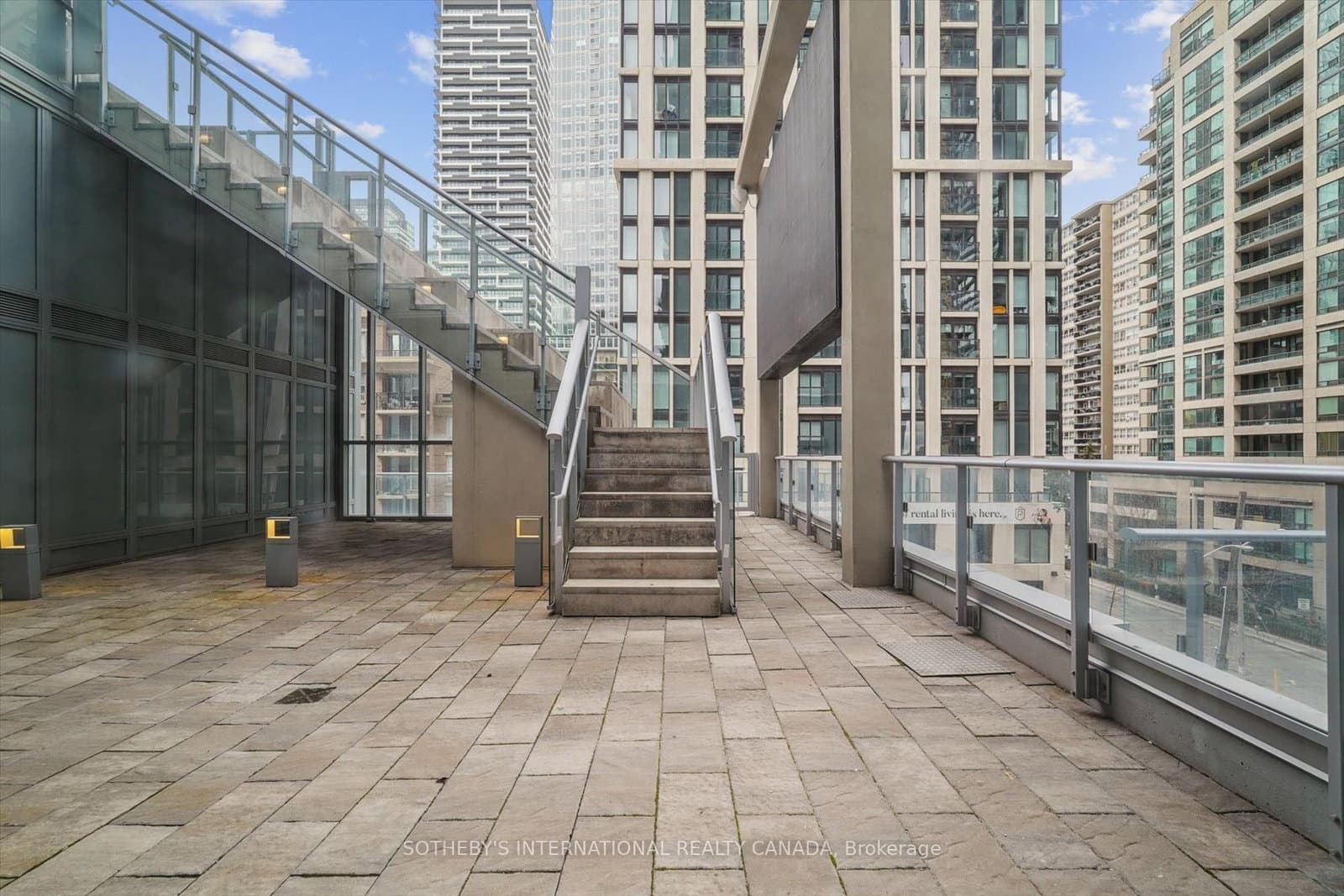 195 Redpath Avenue, Unit 2307 thumbnail 35