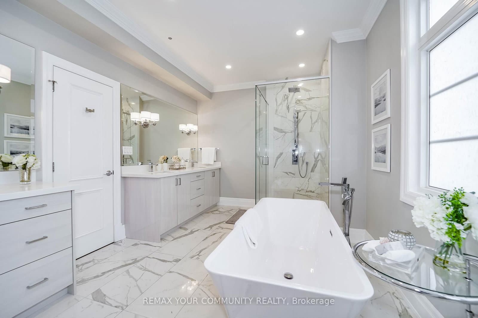 47 York Mills Road, Unit 212 thumbnail 30