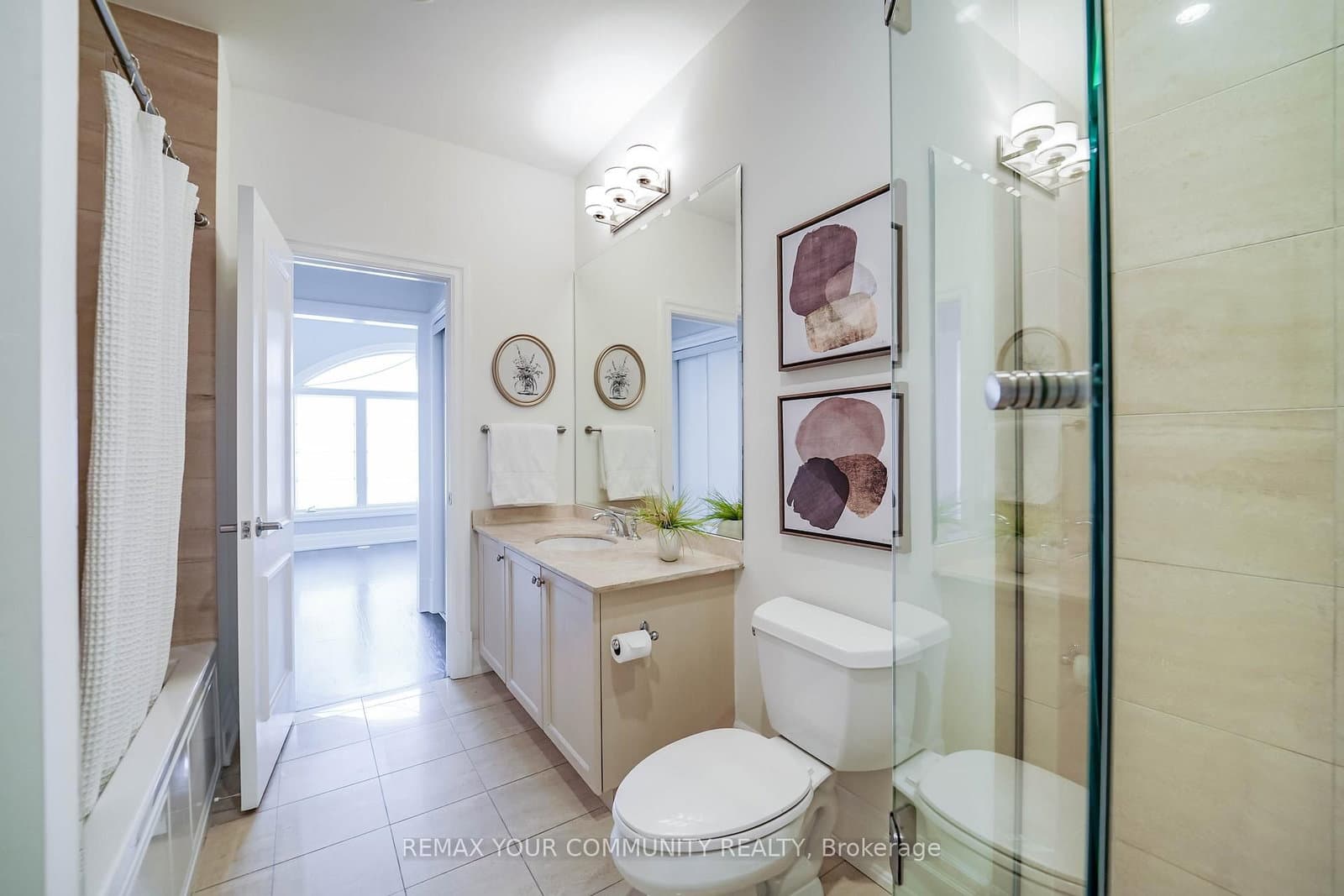 47 York Mills Road, Unit 212 thumbnail 36