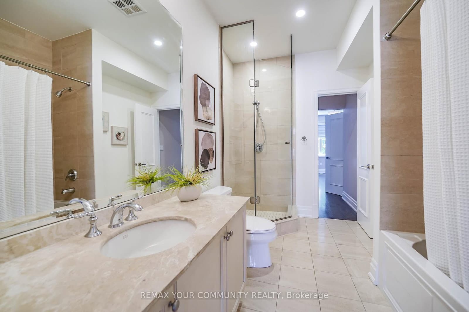 47 York Mills Road, Unit 212 thumbnail 37