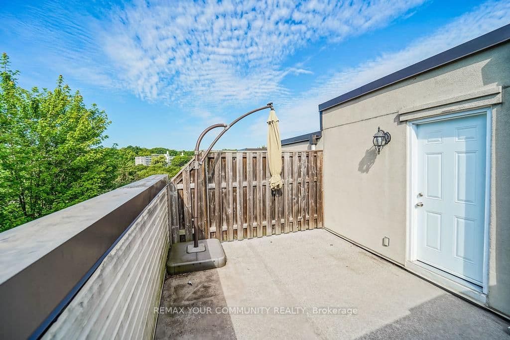 47 York Mills Road, Unit 212 thumbnail 43