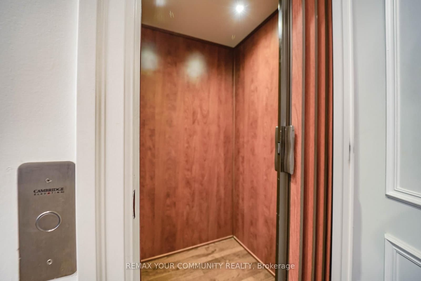 47 York Mills Road, Unit 212 thumbnail 45