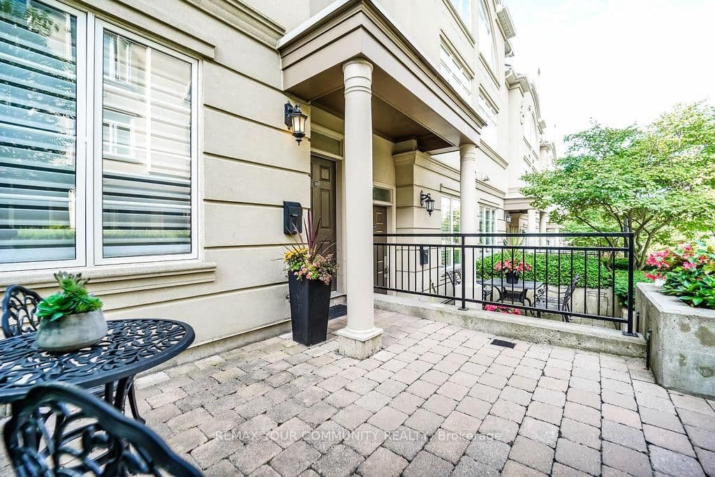 47 York Mills Road, Unit 212 thumbnail 5