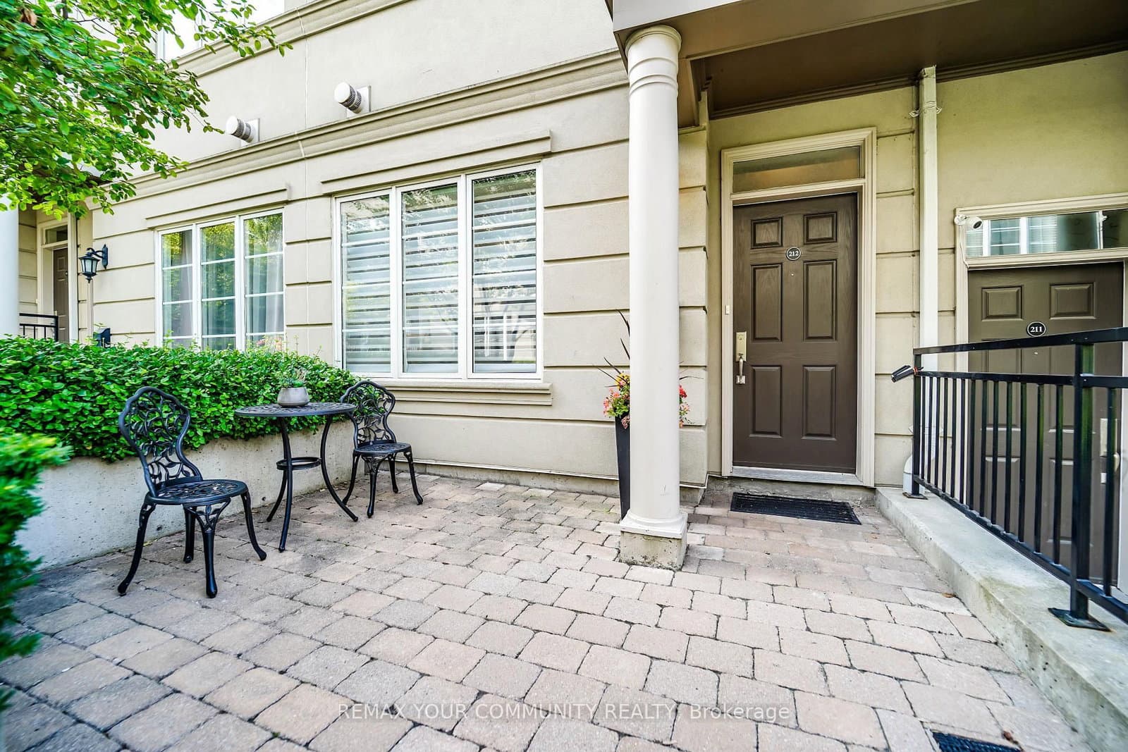 47 York Mills Road, Unit 212 thumbnail 6