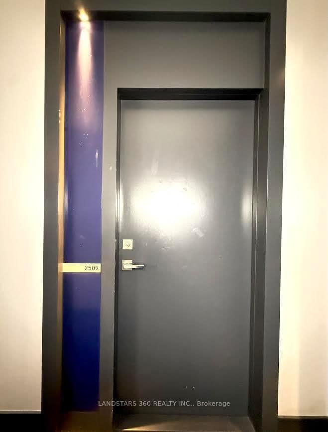 832 Bay Street, Unit 2509 thumbnail 7
