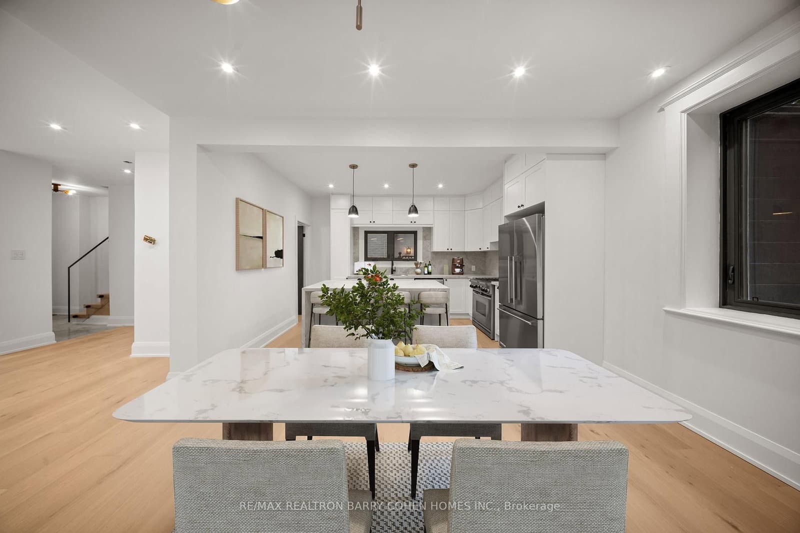 231 Macpherson Avenue thumbnail 10