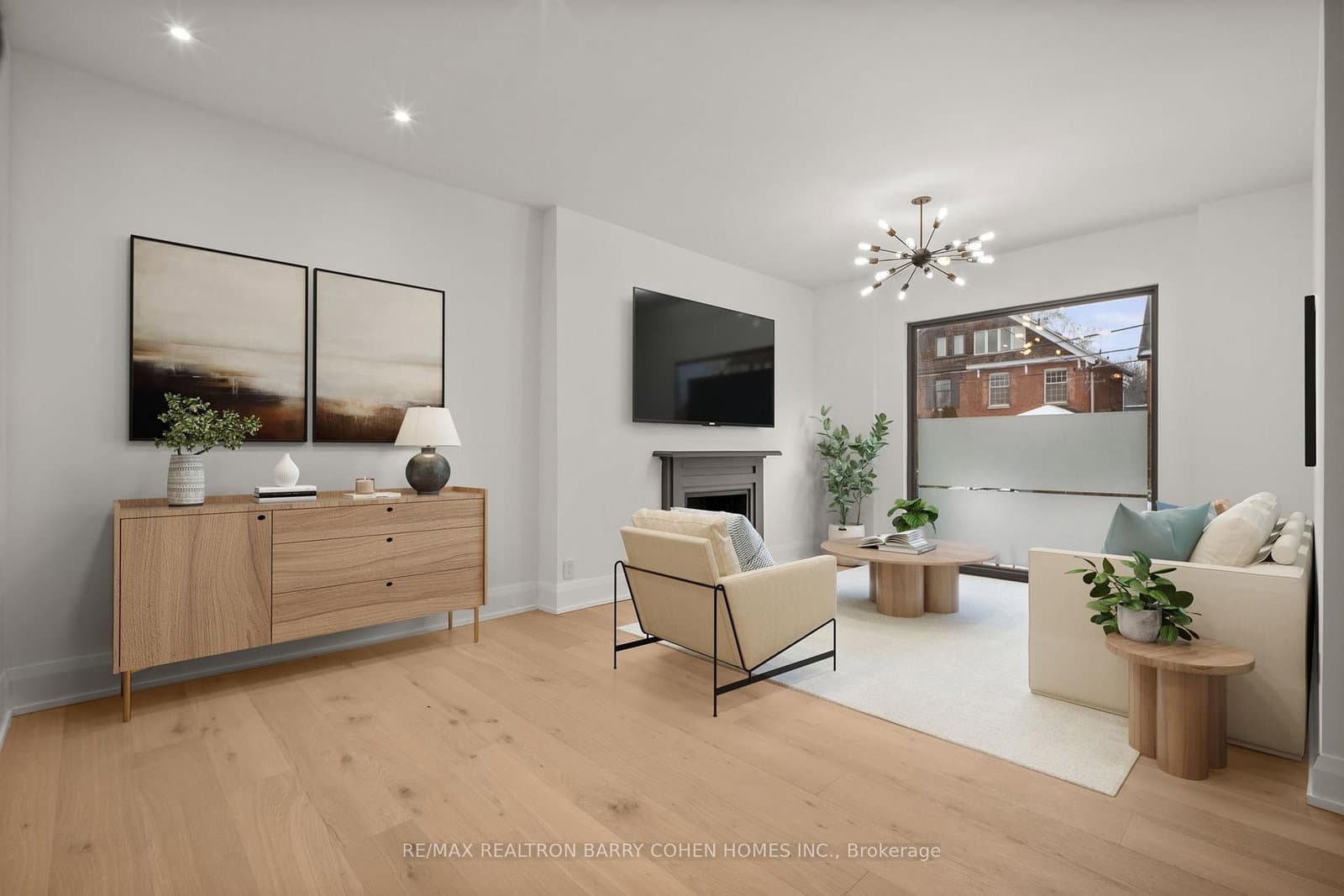 231 Macpherson Avenue thumbnail 6