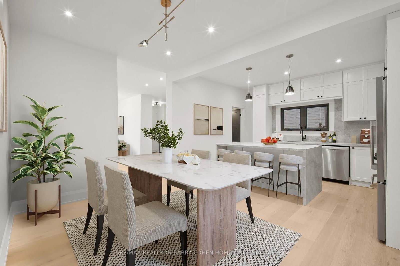 231 Macpherson Avenue thumbnail 11