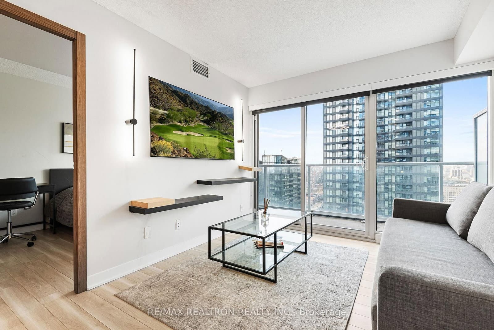 17 Bathurst Street, Unit 2508 thumbnail 18