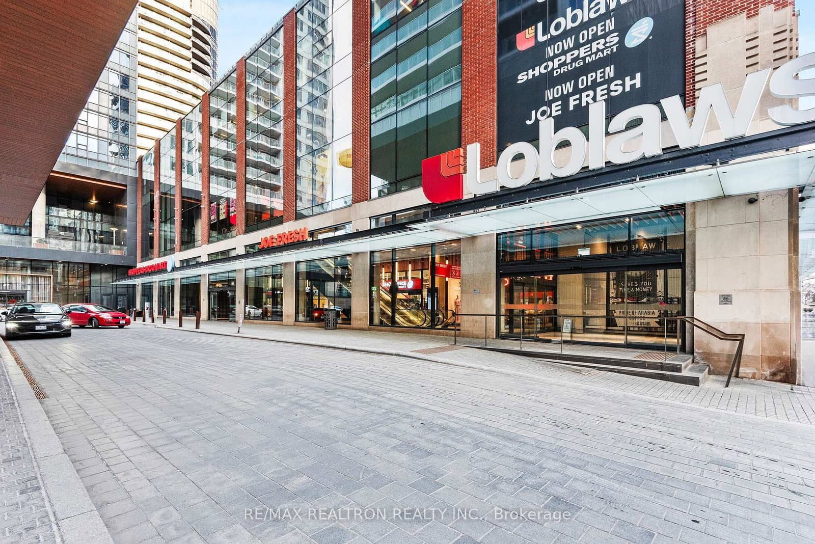 17 Bathurst Street, Unit 2508 thumbnail 2