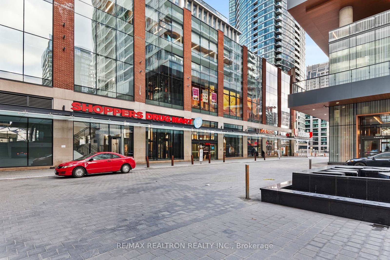 17 Bathurst Street, Unit 2508 thumbnail 3
