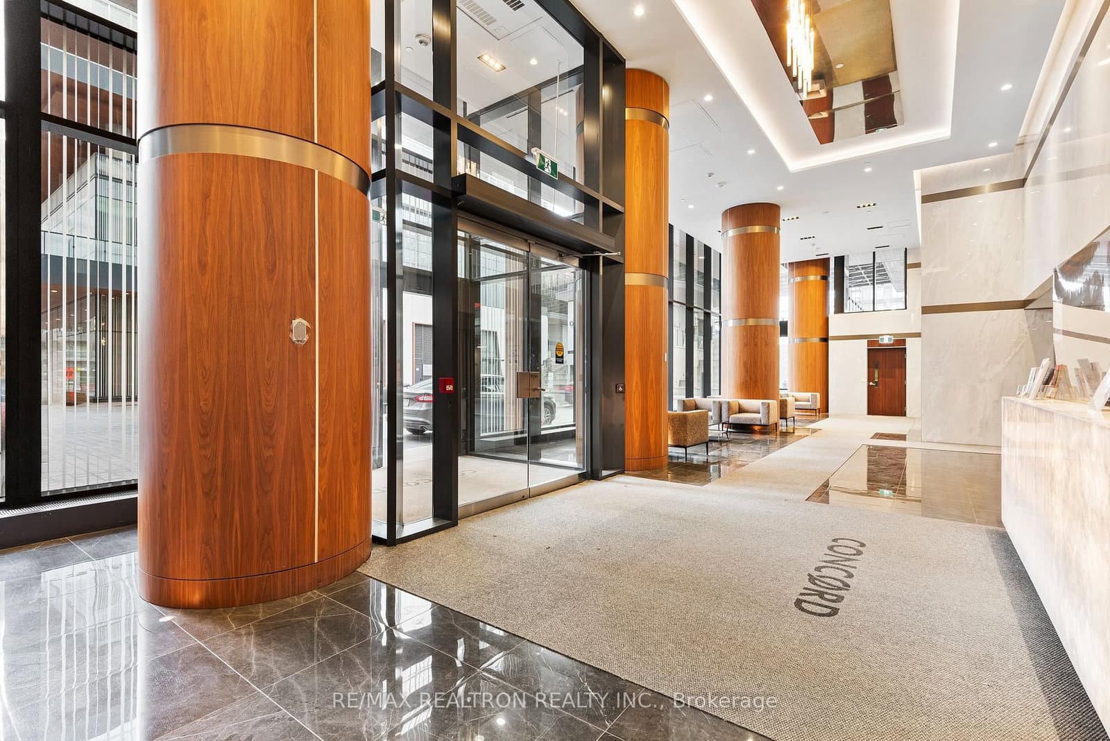 17 Bathurst Street, Unit 2508 thumbnail 6