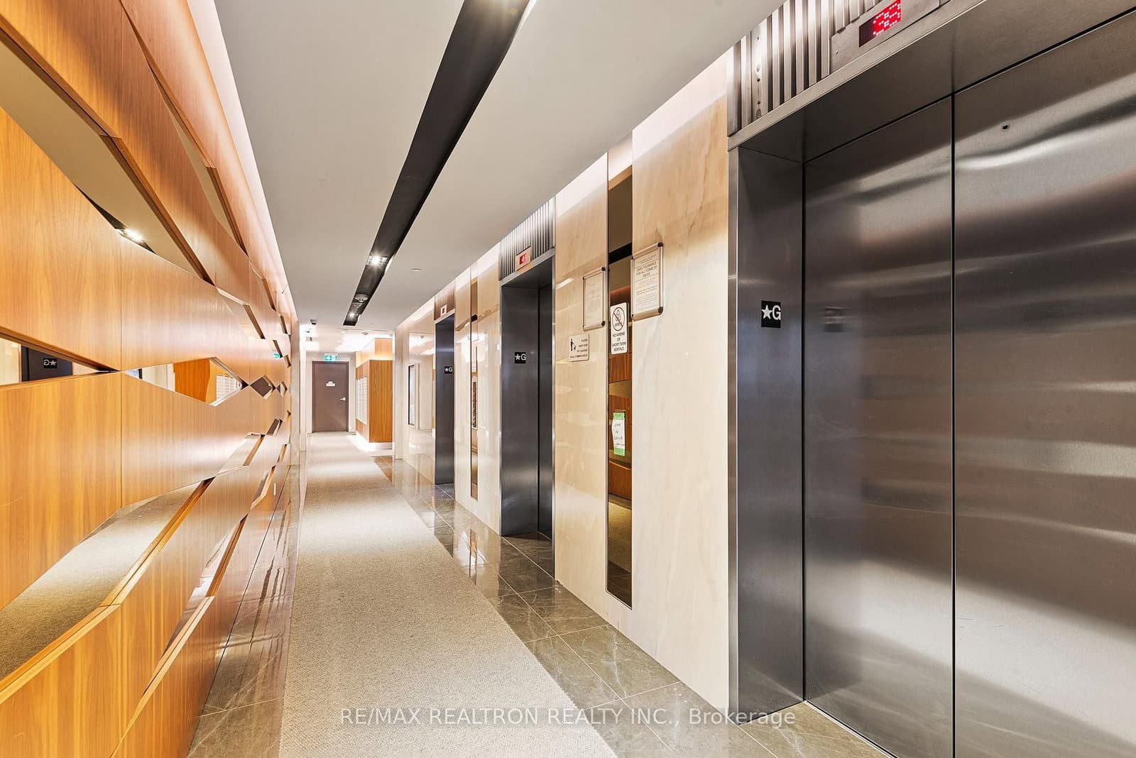 17 Bathurst Street, Unit 2508 thumbnail 8