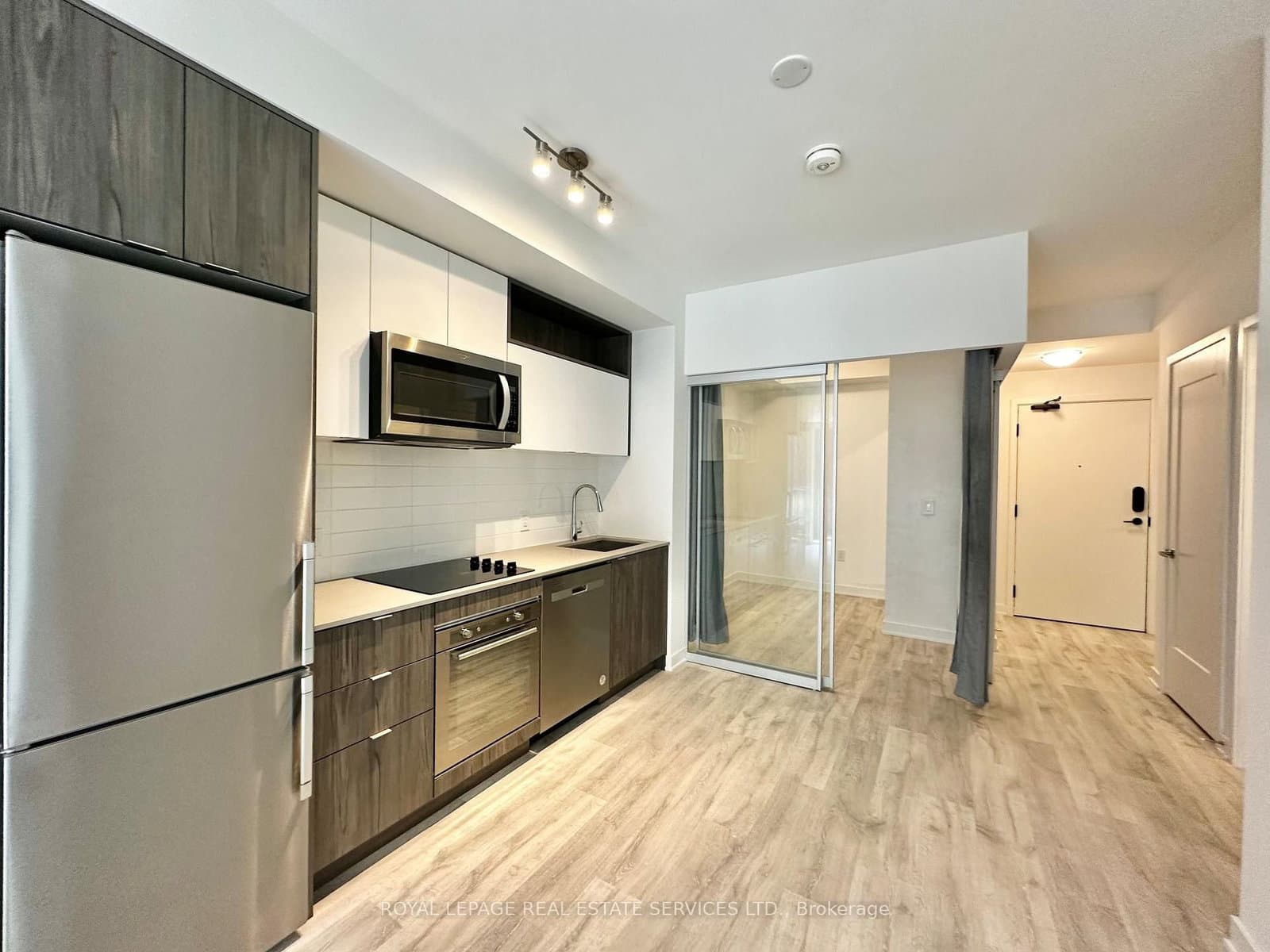 60 Princess Street, Unit 338 thumbnail 5