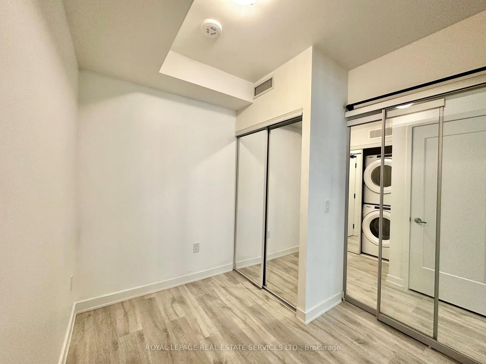 60 Princess Street, Unit 338 thumbnail 6