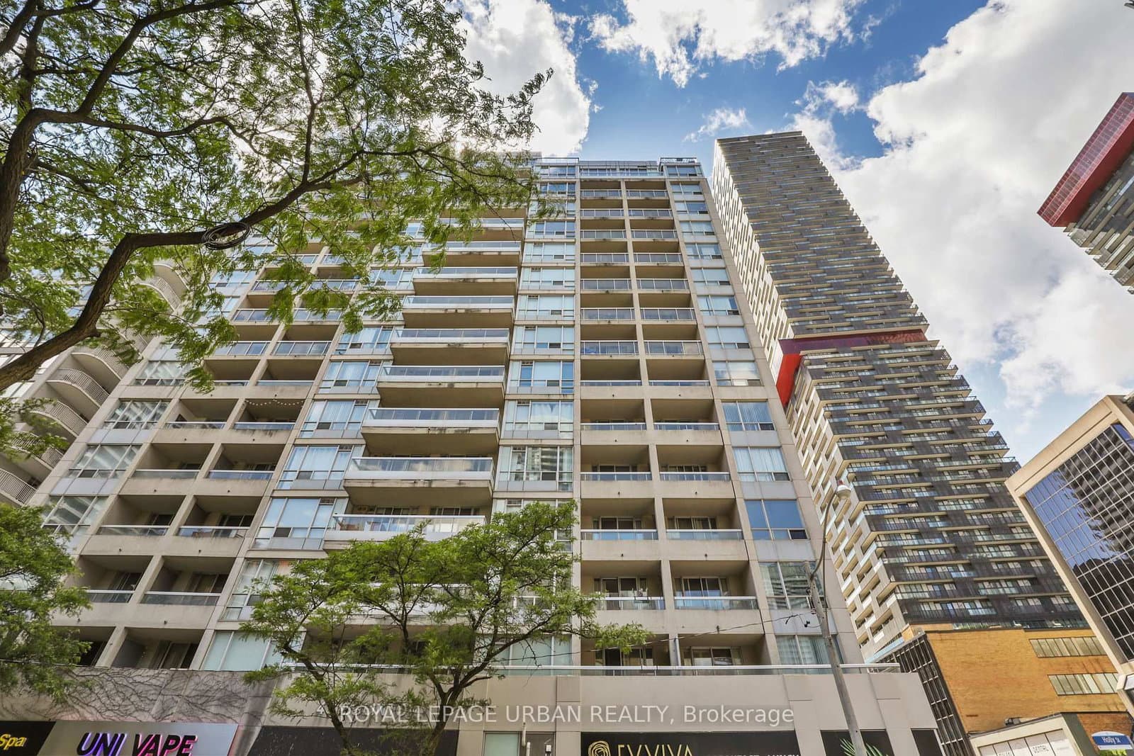 #506 - 43 Eglinton Avenue E