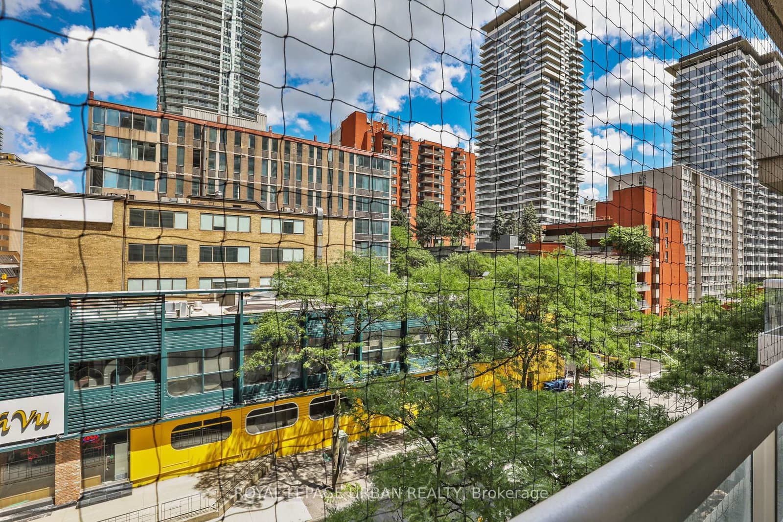 43 Eglinton Avenue E, Unit 506 thumbnail 33