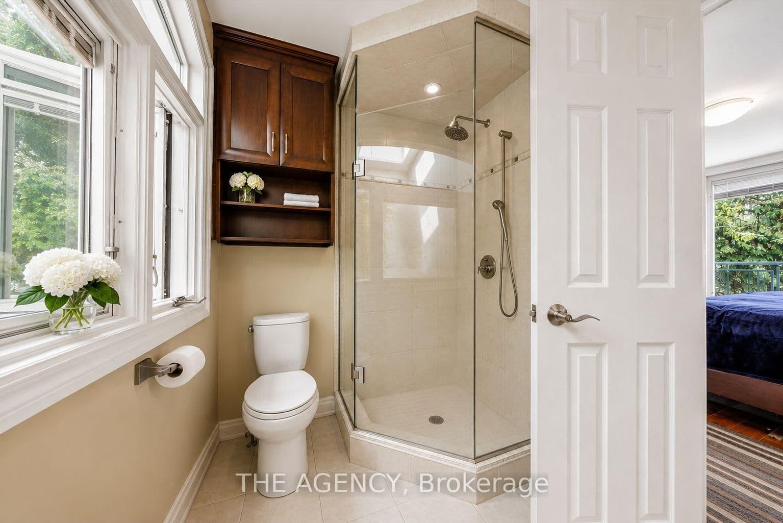 116 Hazelton Avenue, Unit B&C thumbnail 17