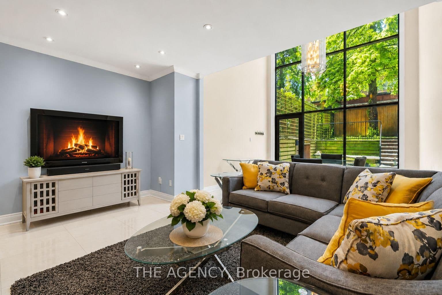 116 Hazelton Avenue, Unit B&C thumbnail 24