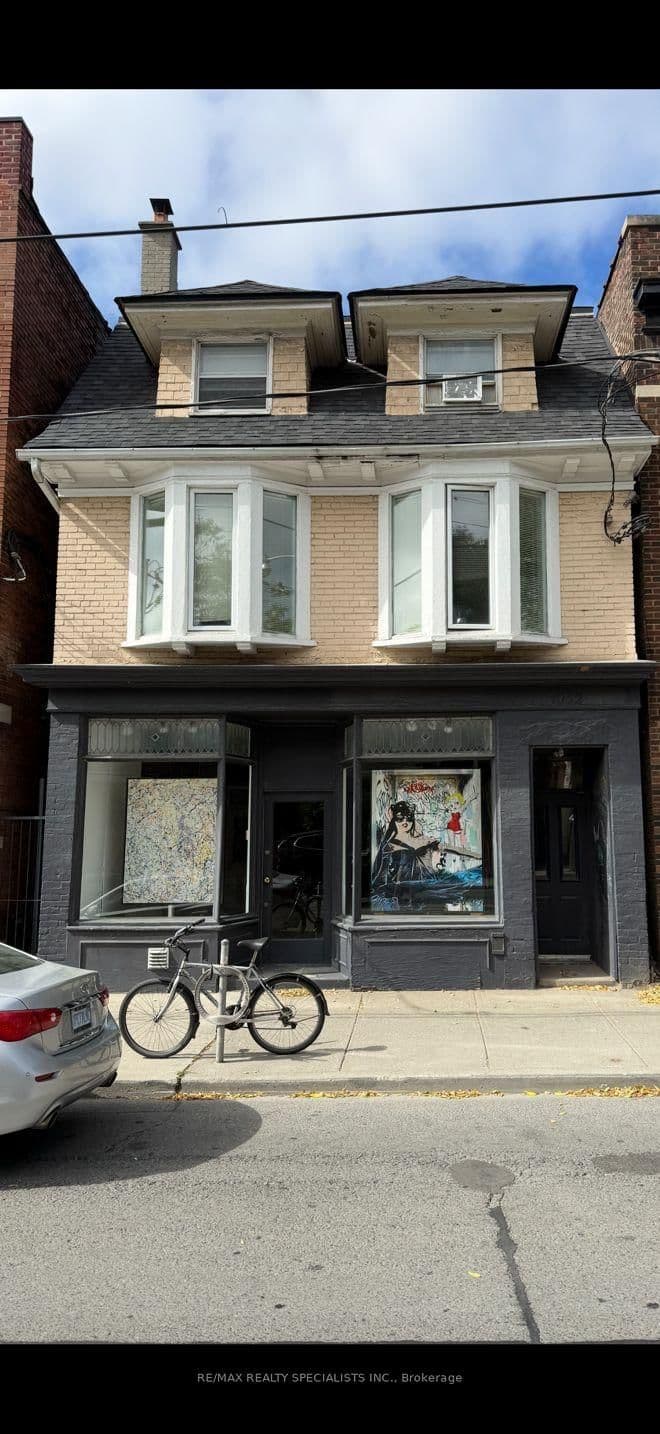 1052 Bathurst Street thumbnail 13