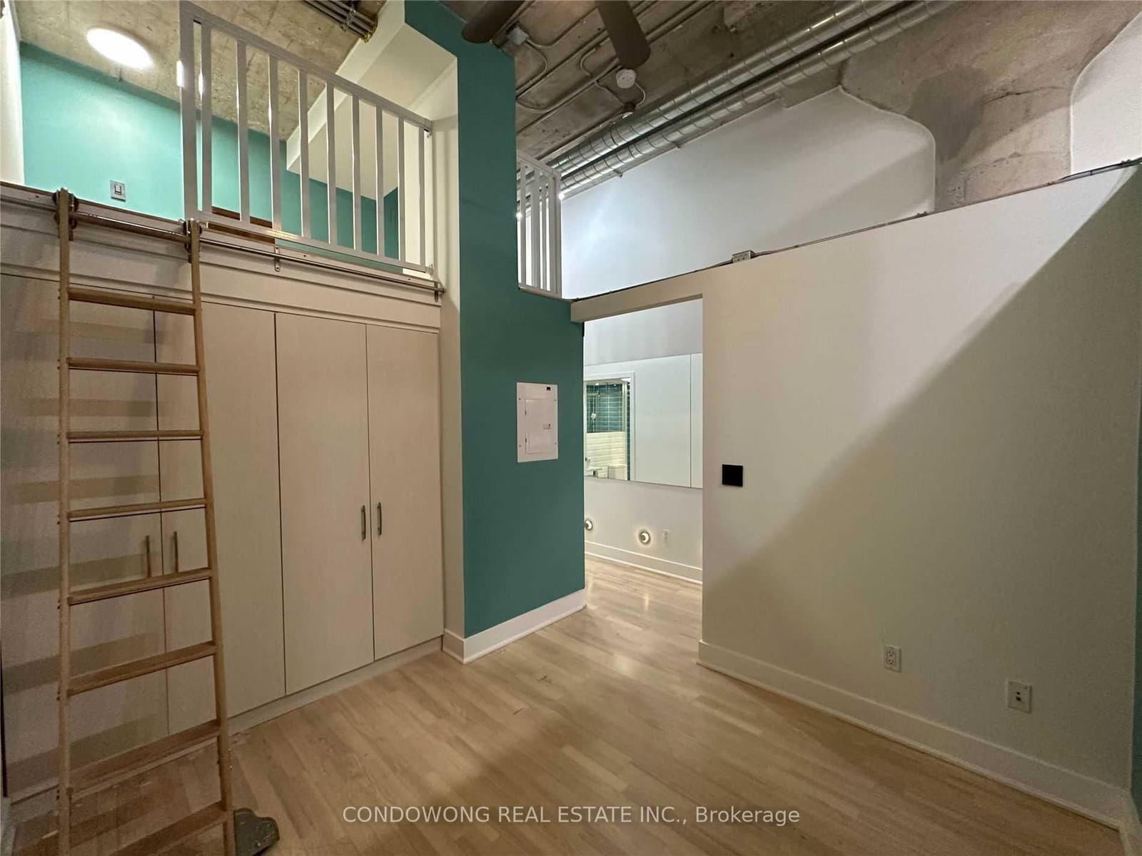 637 Lake Shore Boulevard W, Unit 331 thumbnail 6