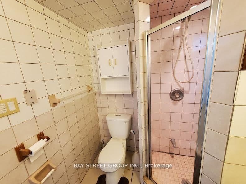 73 Regatta Crescent, Unit Lower thumbnail 8