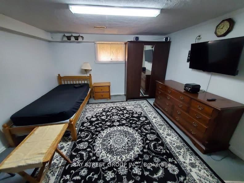 73 Regatta Crescent, Unit Lower thumbnail 9