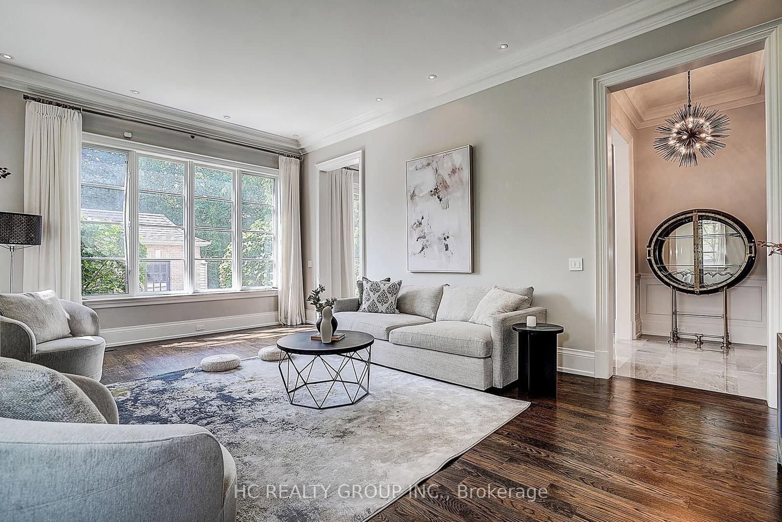 119 Strathallan Boulevard thumbnail 24