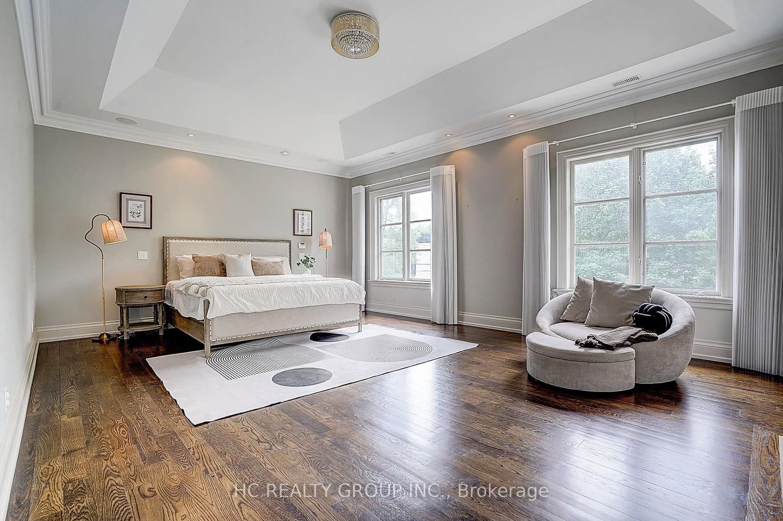 119 Strathallan Boulevard thumbnail 26