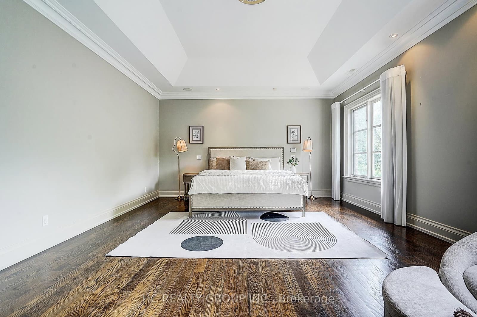 119 Strathallan Boulevard thumbnail 27