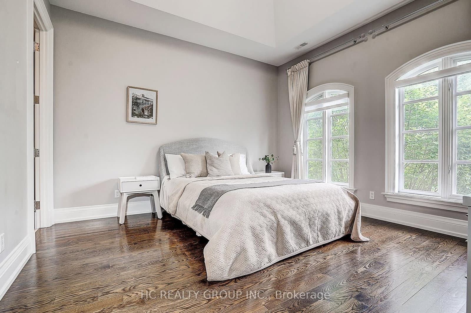 119 Strathallan Boulevard thumbnail 38