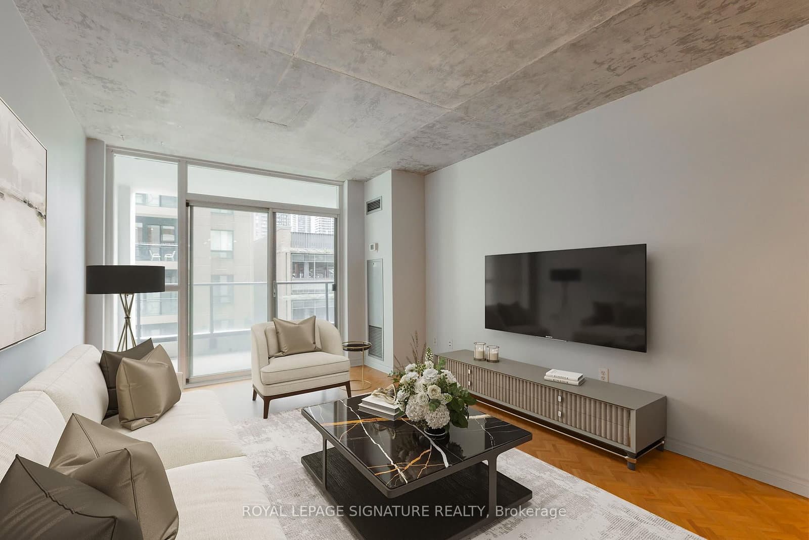 30 Hayden Street, Unit 606 thumbnail 3