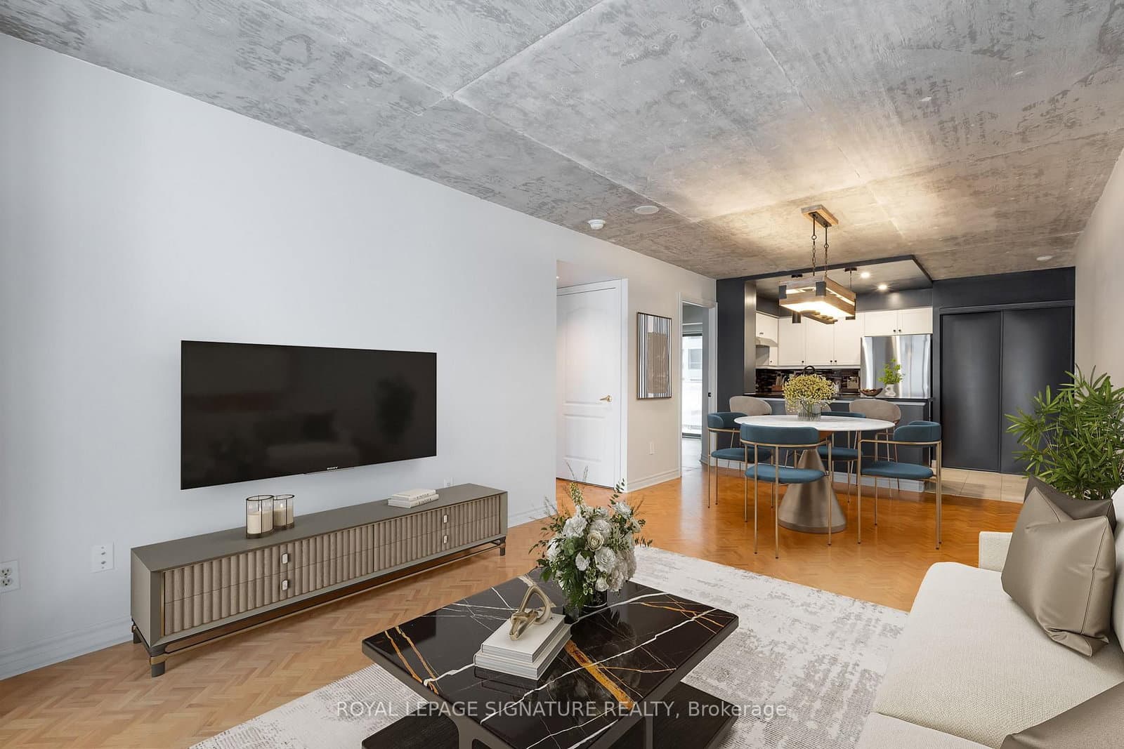 30 Hayden Street, Unit 606 thumbnail 4