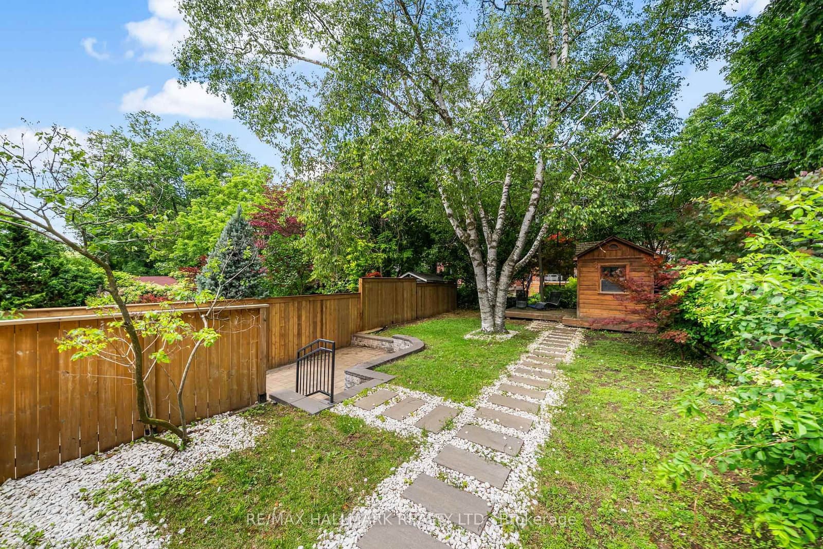 26 Carey Road thumbnail 38