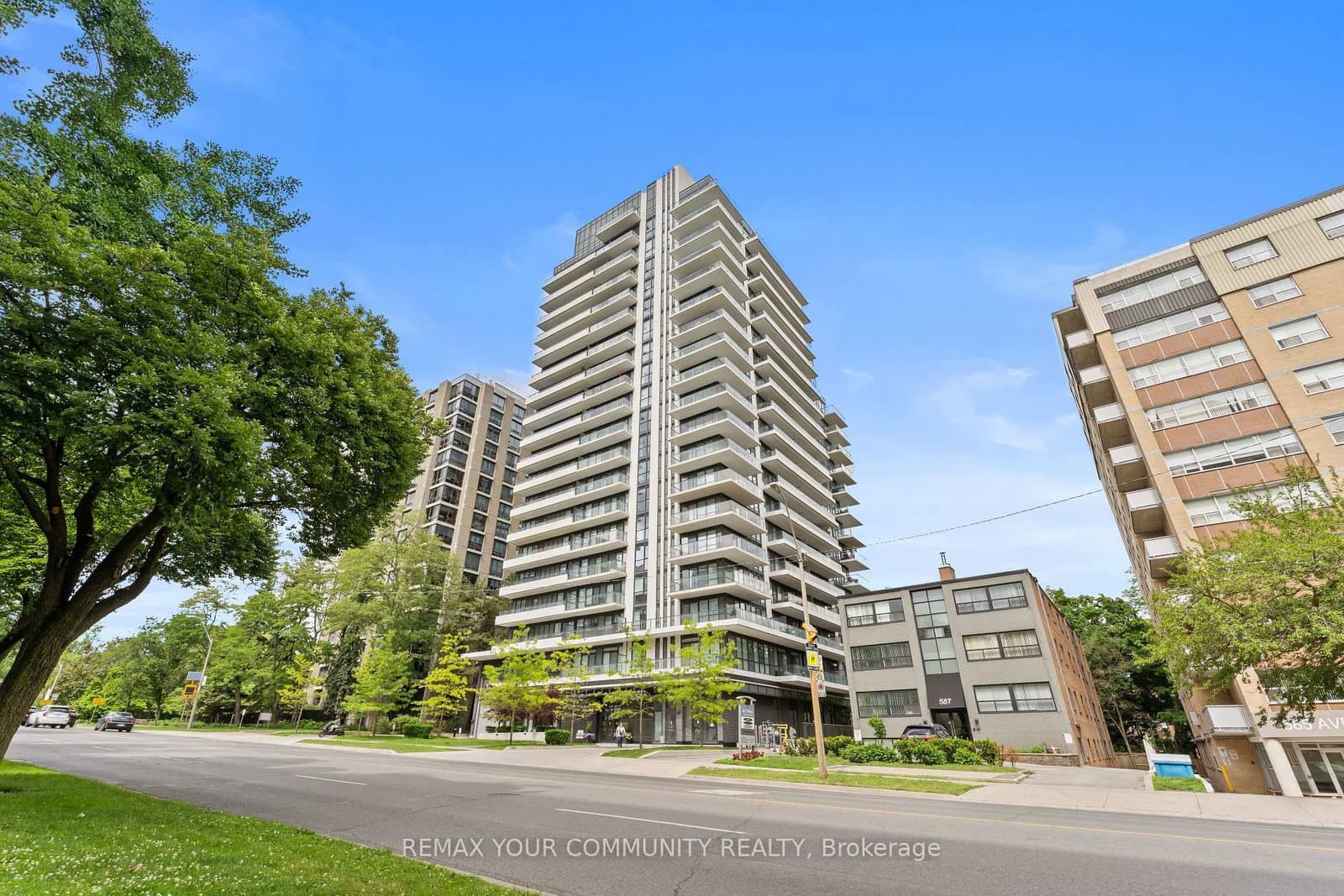 609 Avenue Road, Unit 201 thumbnail 2