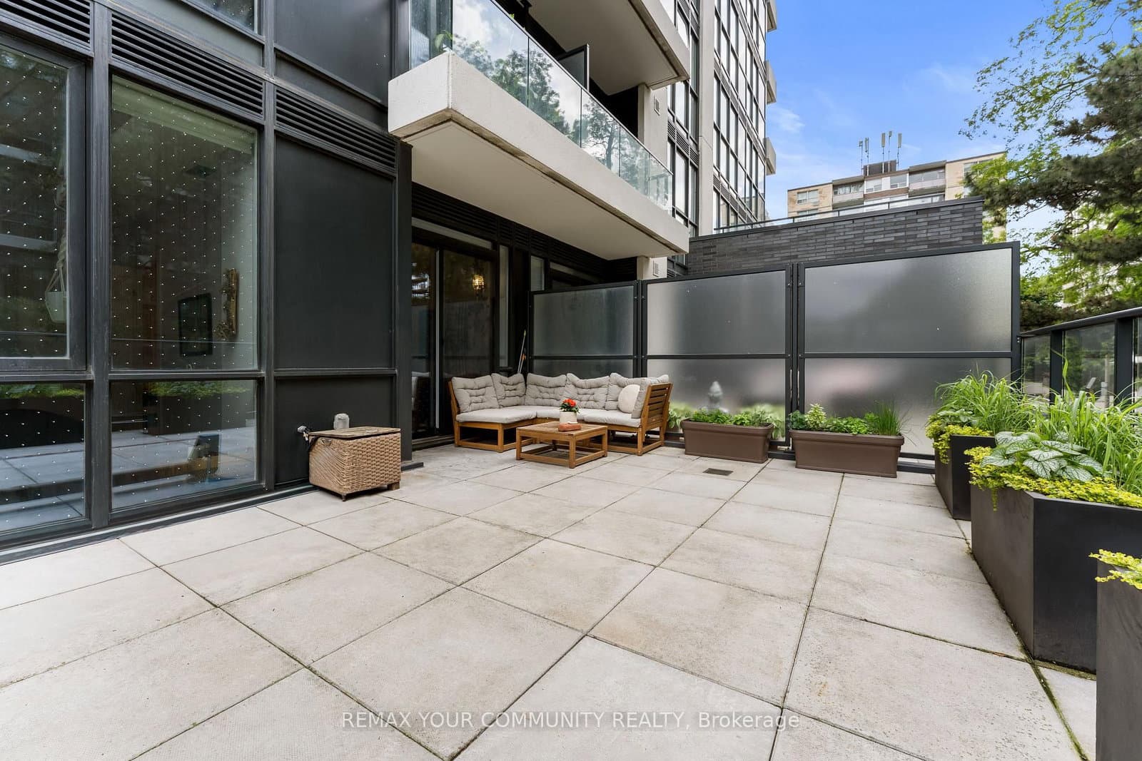 609 Avenue Road, Unit 201 thumbnail 27