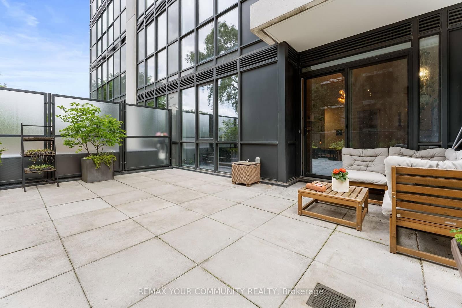 609 Avenue Road, Unit 201 thumbnail 28