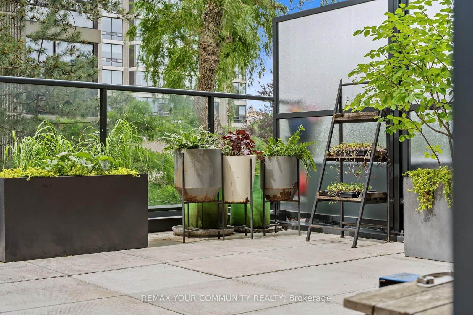 609 Avenue Road, Unit 201 thumbnail 31