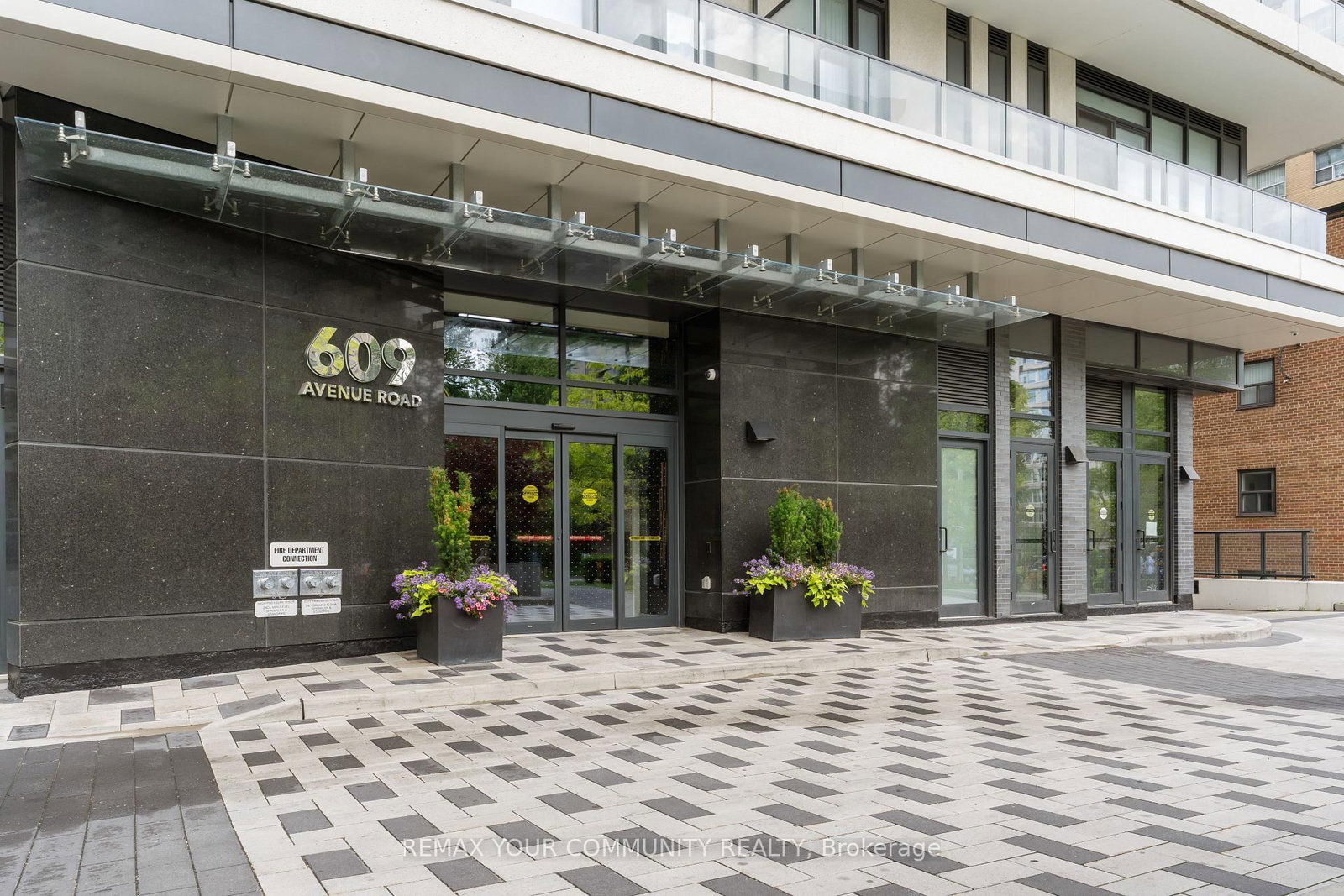 609 Avenue Road, Unit 201 thumbnail 32