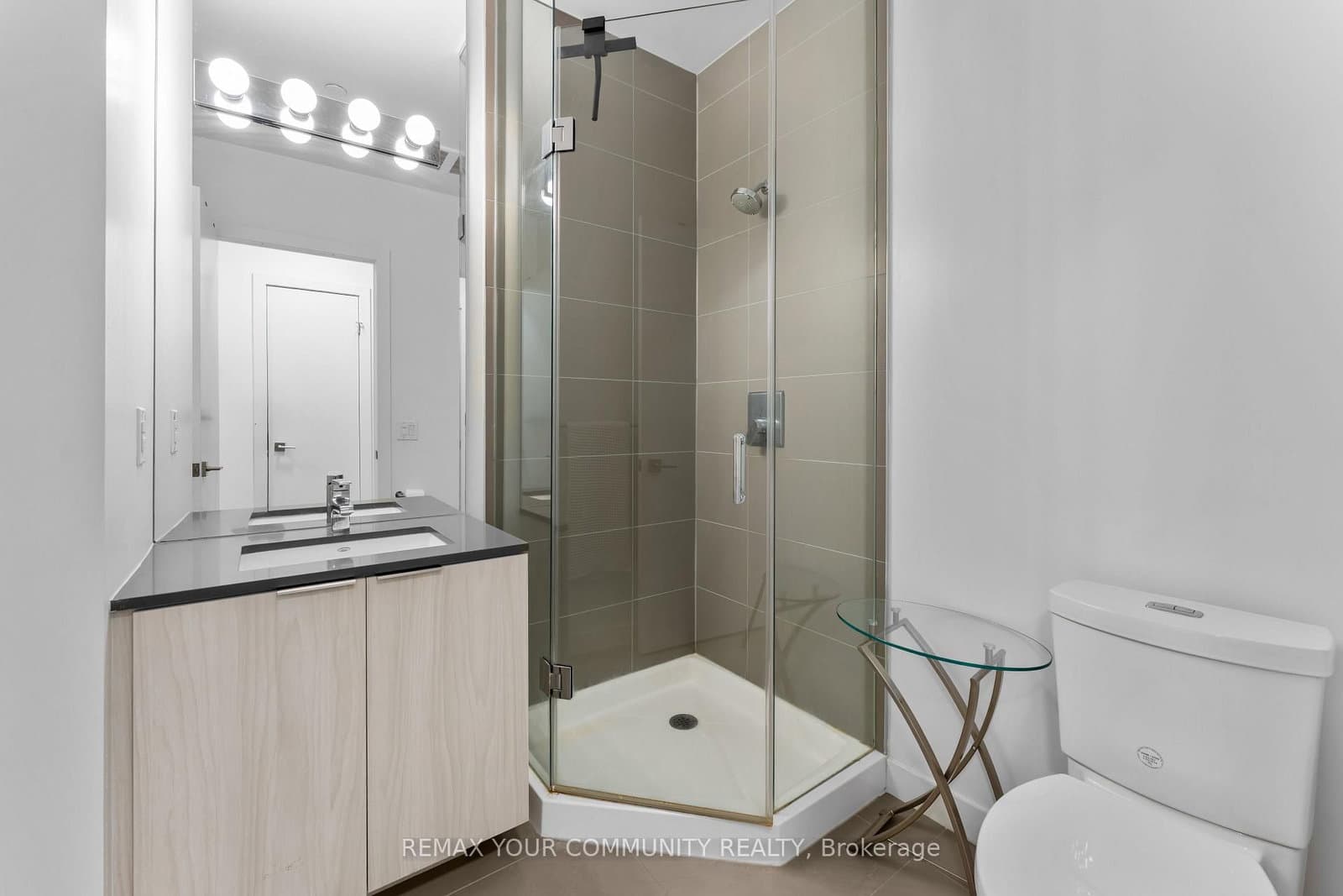 609 Avenue Road, Unit 201 thumbnail 6