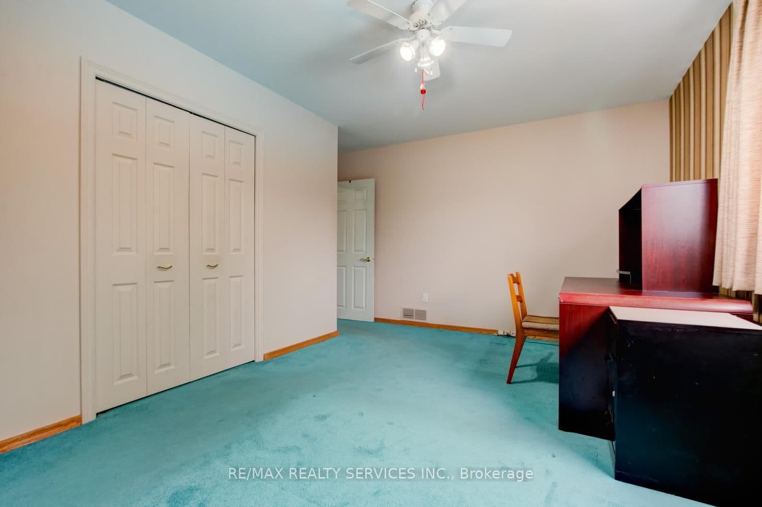 101 George Henry Boulevard thumbnail 32