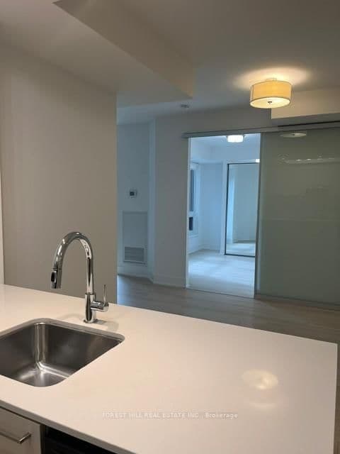 310 Tweedsmuir Avenue, Unit 204 thumbnail 11