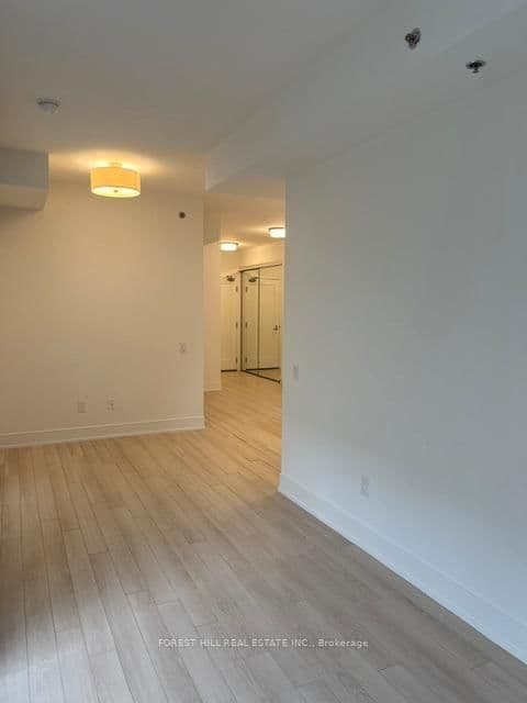 310 Tweedsmuir Avenue, Unit 204 thumbnail 12