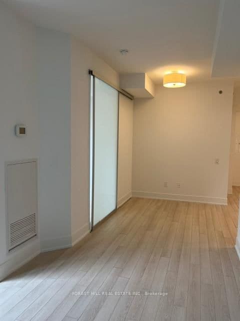 310 Tweedsmuir Avenue, Unit 204 thumbnail 17