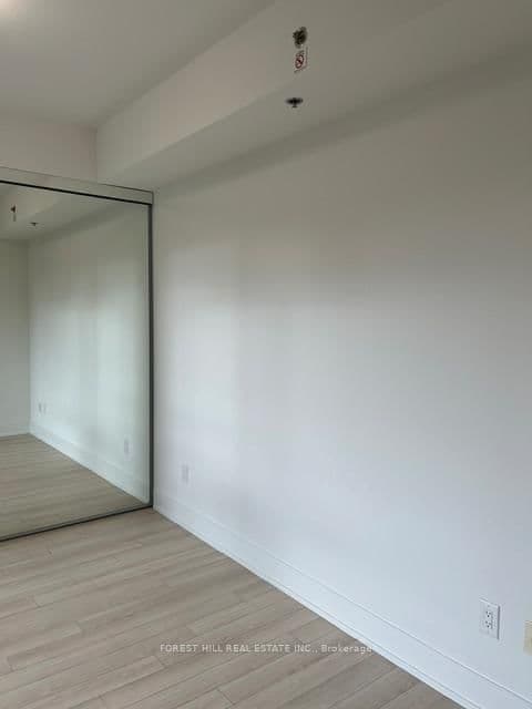 310 Tweedsmuir Avenue, Unit 204 thumbnail 19