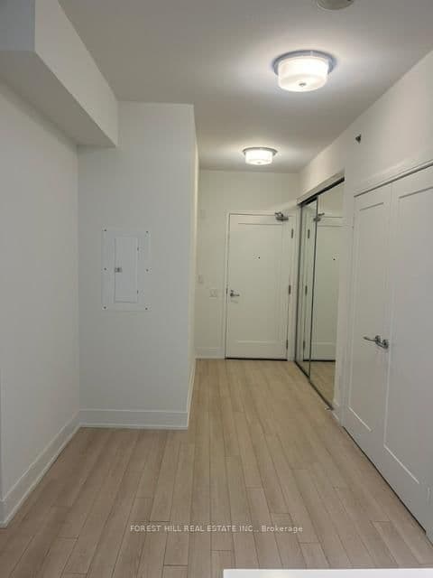 310 Tweedsmuir Avenue, Unit 204 thumbnail 6
