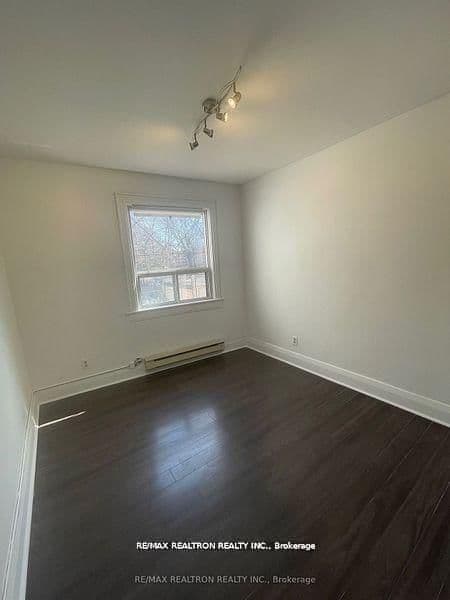3331A Yonge Street E thumbnail 8