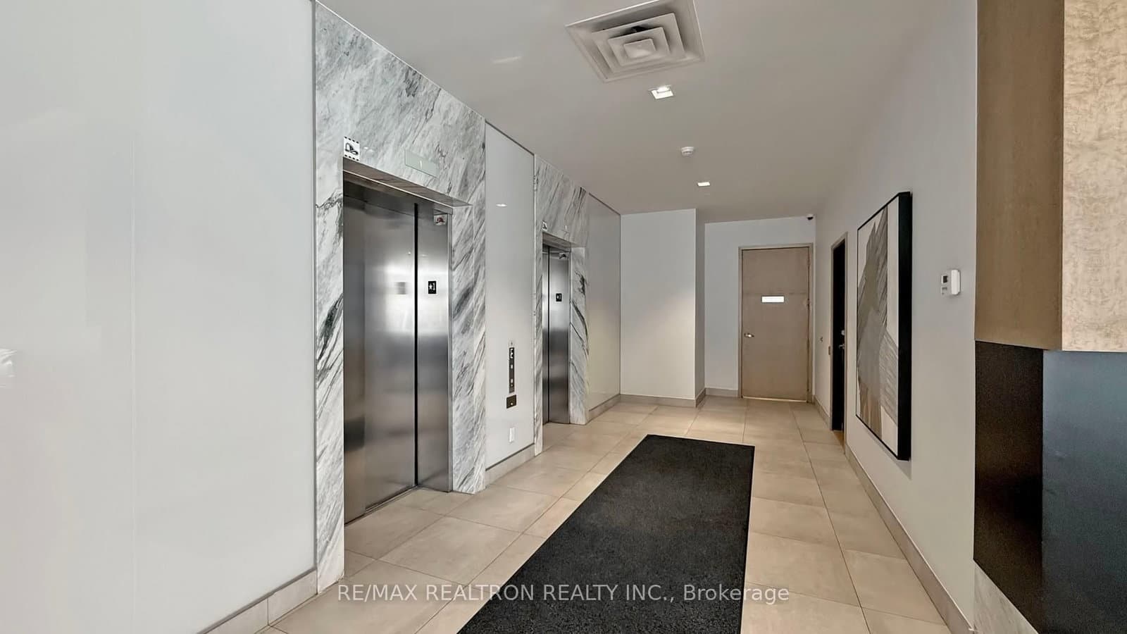 180 Fairview Mall Drive, Unit 1605 thumbnail 13