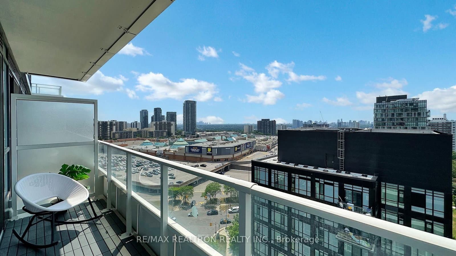 180 Fairview Mall Drive, Unit 1605 thumbnail 30